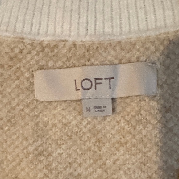 LOFT Tan and Cream Animal Print V-Neck Sweater - Picture 2 of 2
